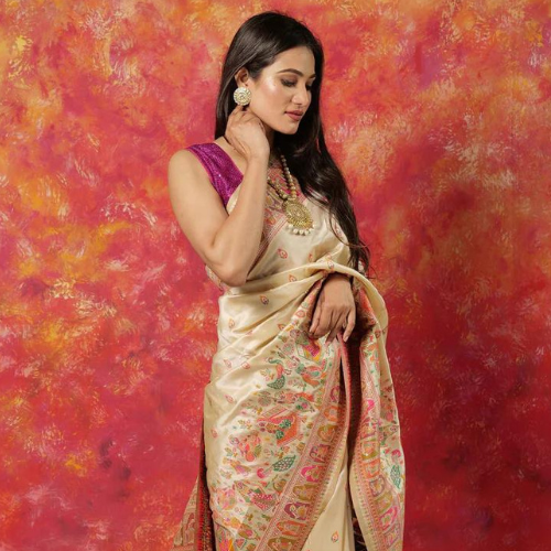 How to Select a Saree for a Date – Iraah.Store