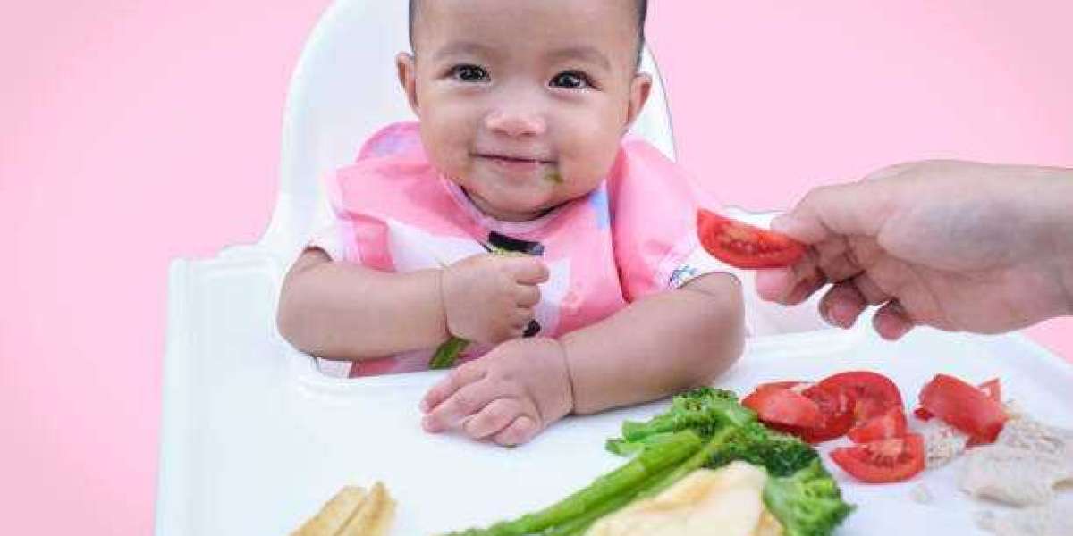 Baby Led Weaning: What it is and How to Get Started