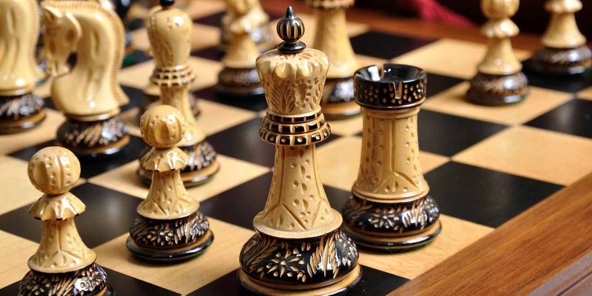 Checkmate Strategies: Valeriy Filipov, The Ultimate Chess Coach.