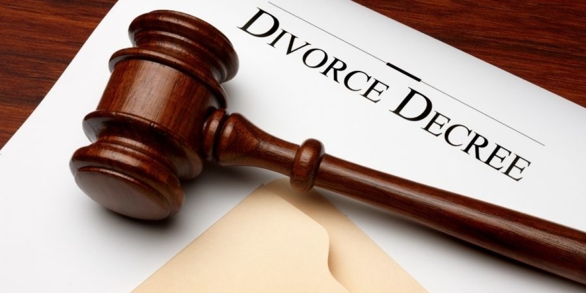 Navigating Divorce in Rochester, New York: Finding the Right Divorce Lawyer