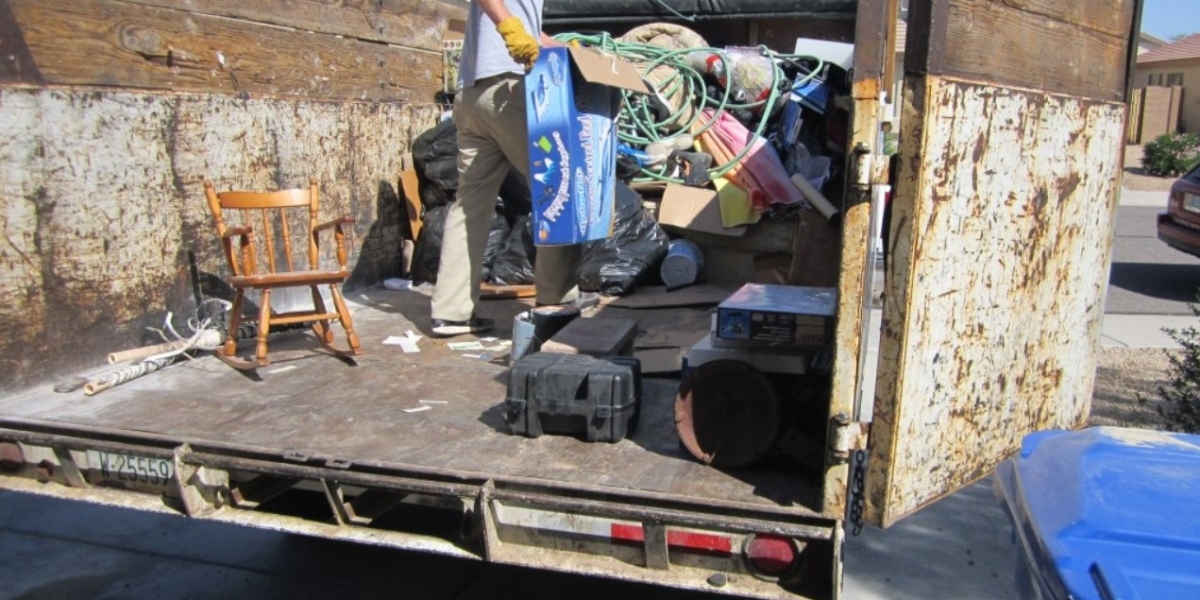Elevate Your Lifestyle with Chicago Junk Removal Services