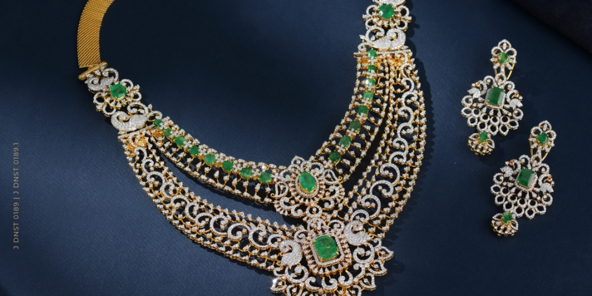 Eternal Radiance: Hyderabad Bridal Jewellery by Krishna Jewellers