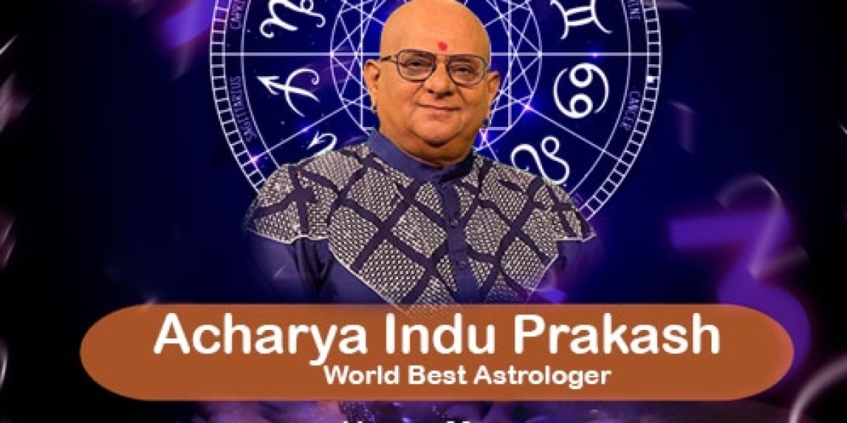 Divine Guidance: Expert Kundli Analysis by the Top Astrologer