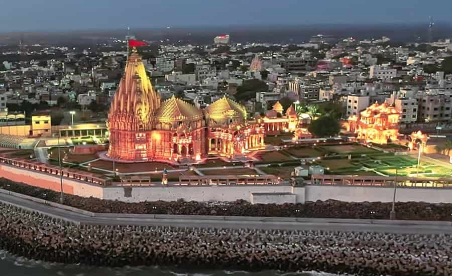 How to Reach Somnath Temple By Road, Train and Air