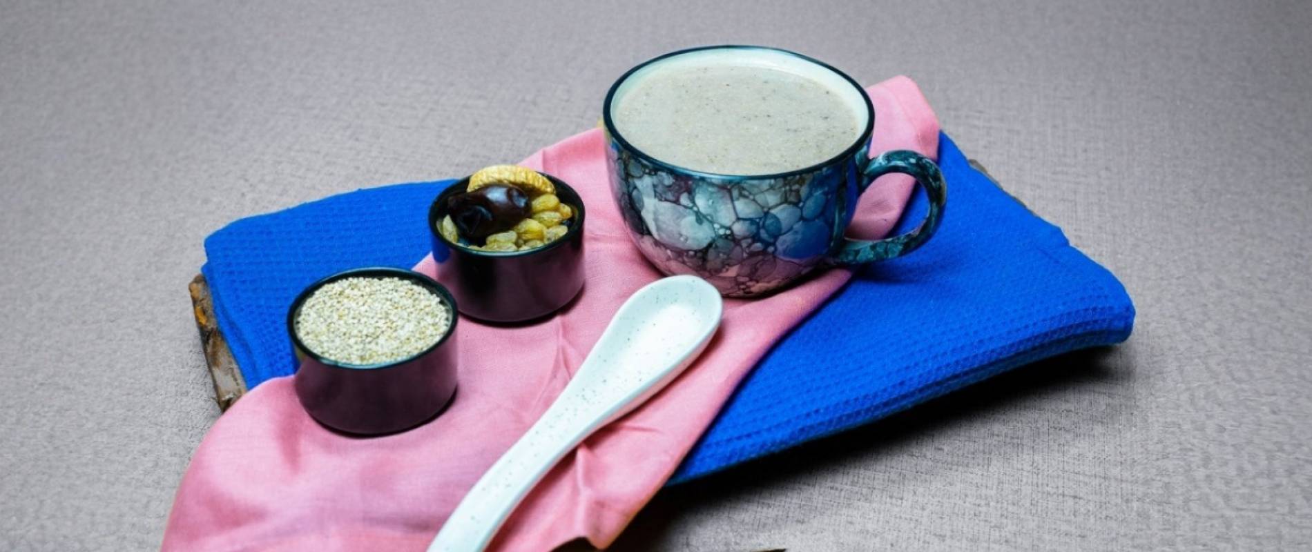Quinoa Smoothie: Energize Your Day, Naturally!