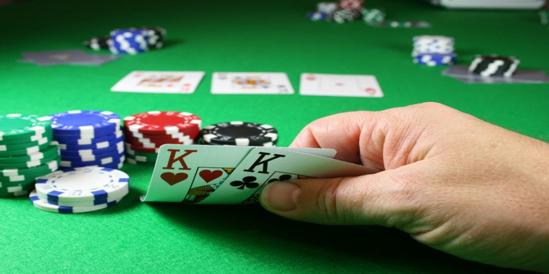 Lợi ích của sách dạy chơi Baccarat chuẩn nhất hiện nay