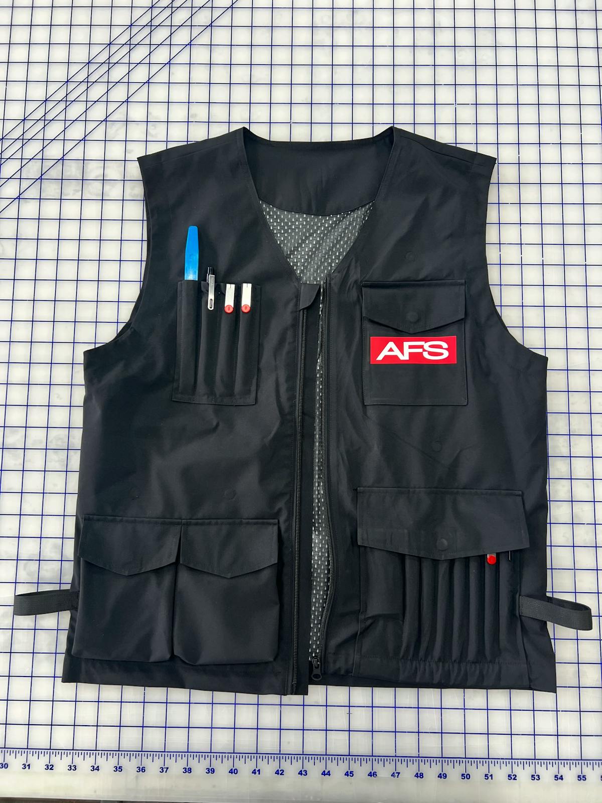 The Essential Guide to Choosing the Right Tool Vest for Professionals