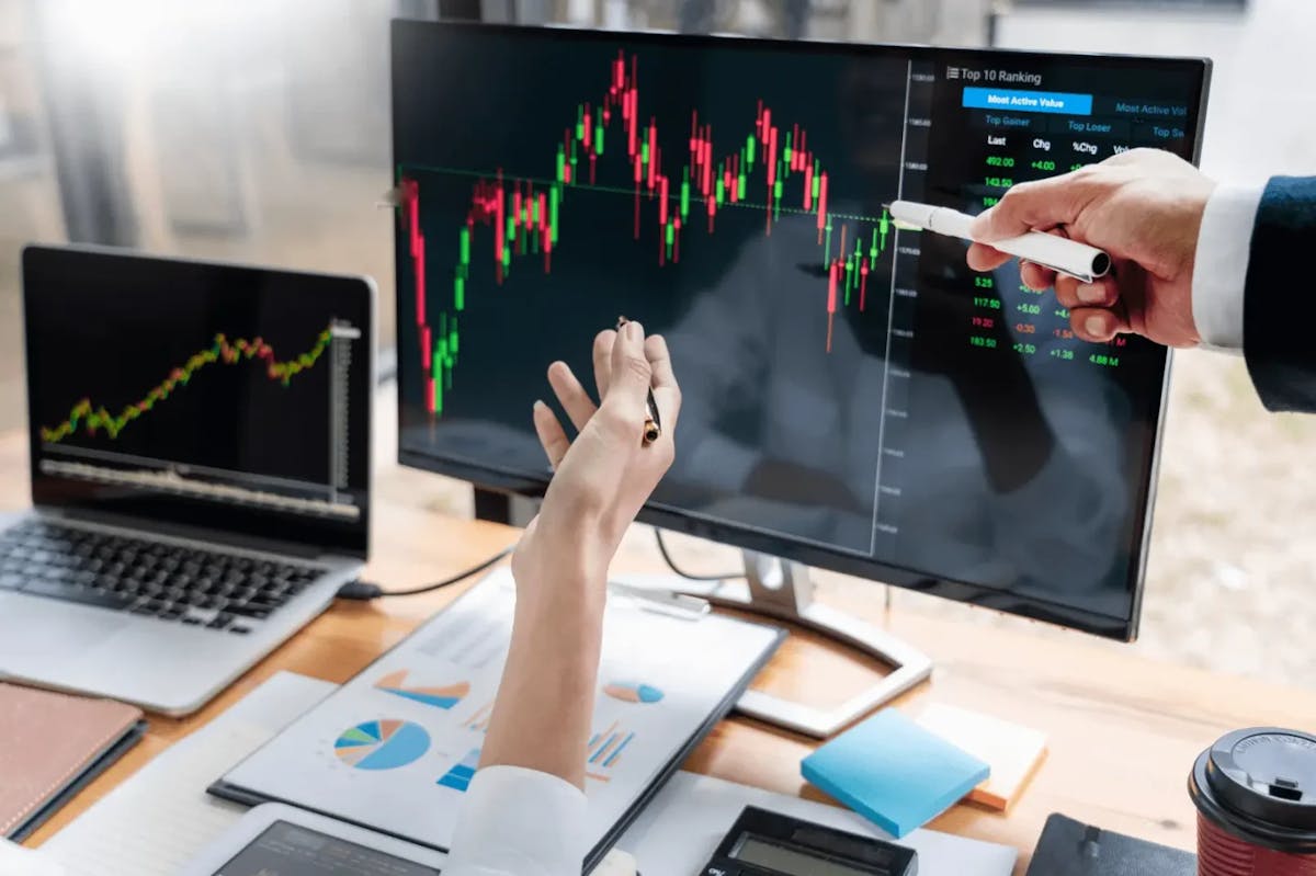 Understanding Crypto Market Volatility and How to Capitalize on It