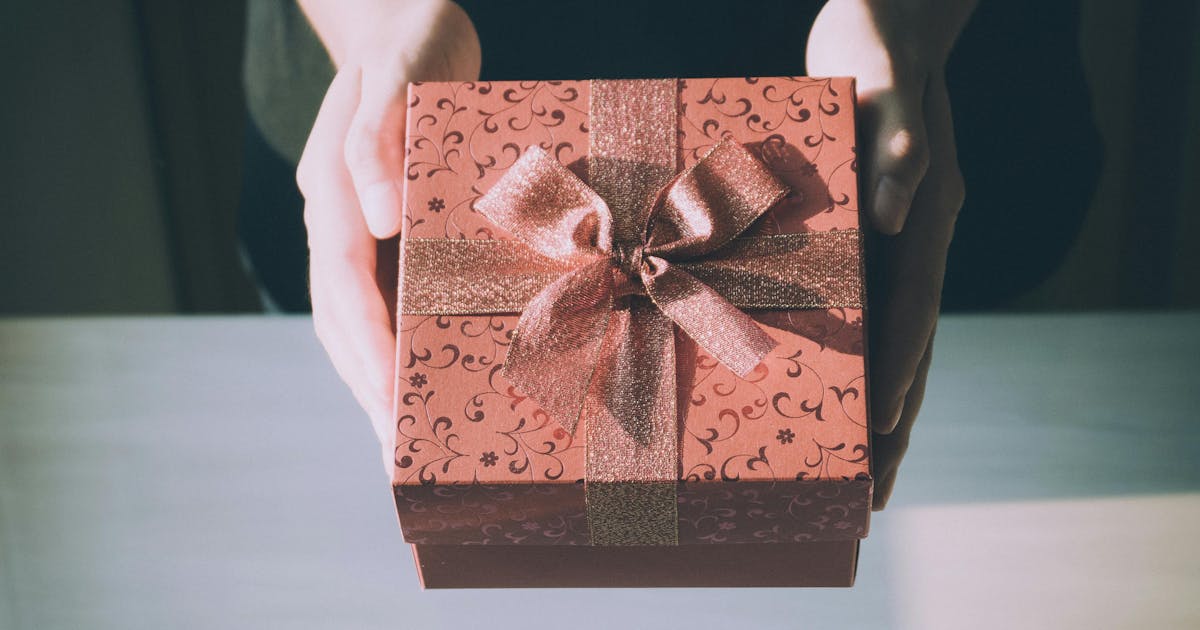 The Rise of Luxury Hampers: What Makes Them the Perfect Gift?