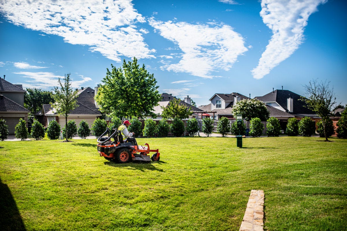 Signs Your Lawn Needs a Professional Yard Maintenance Service | by Bellemanagementservices | Feb, 2025 | Medium