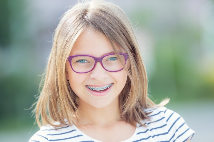 Metal Orthodontists Can Help You Choose the Right Metal Orthodontic Braces