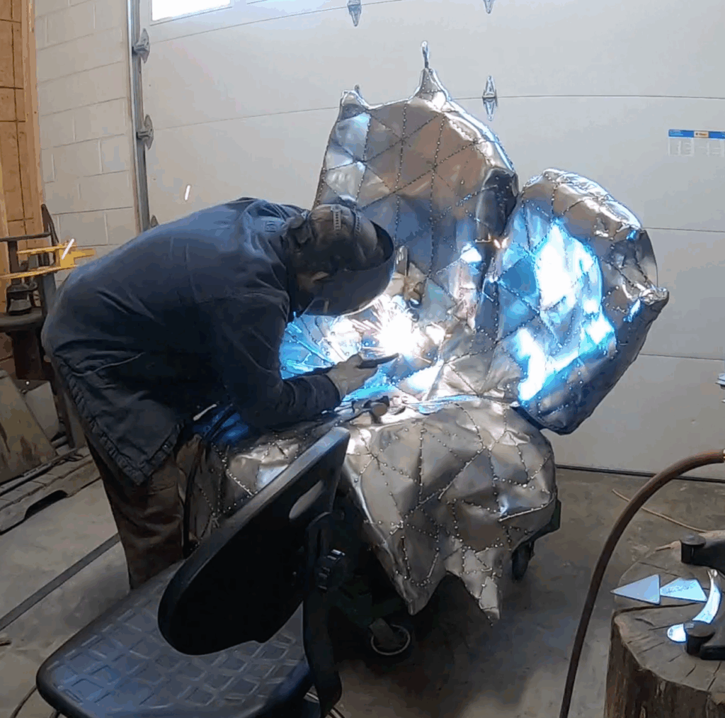 Custom Metal Sculpture Fabrication | Large Commercial Art Sculptures