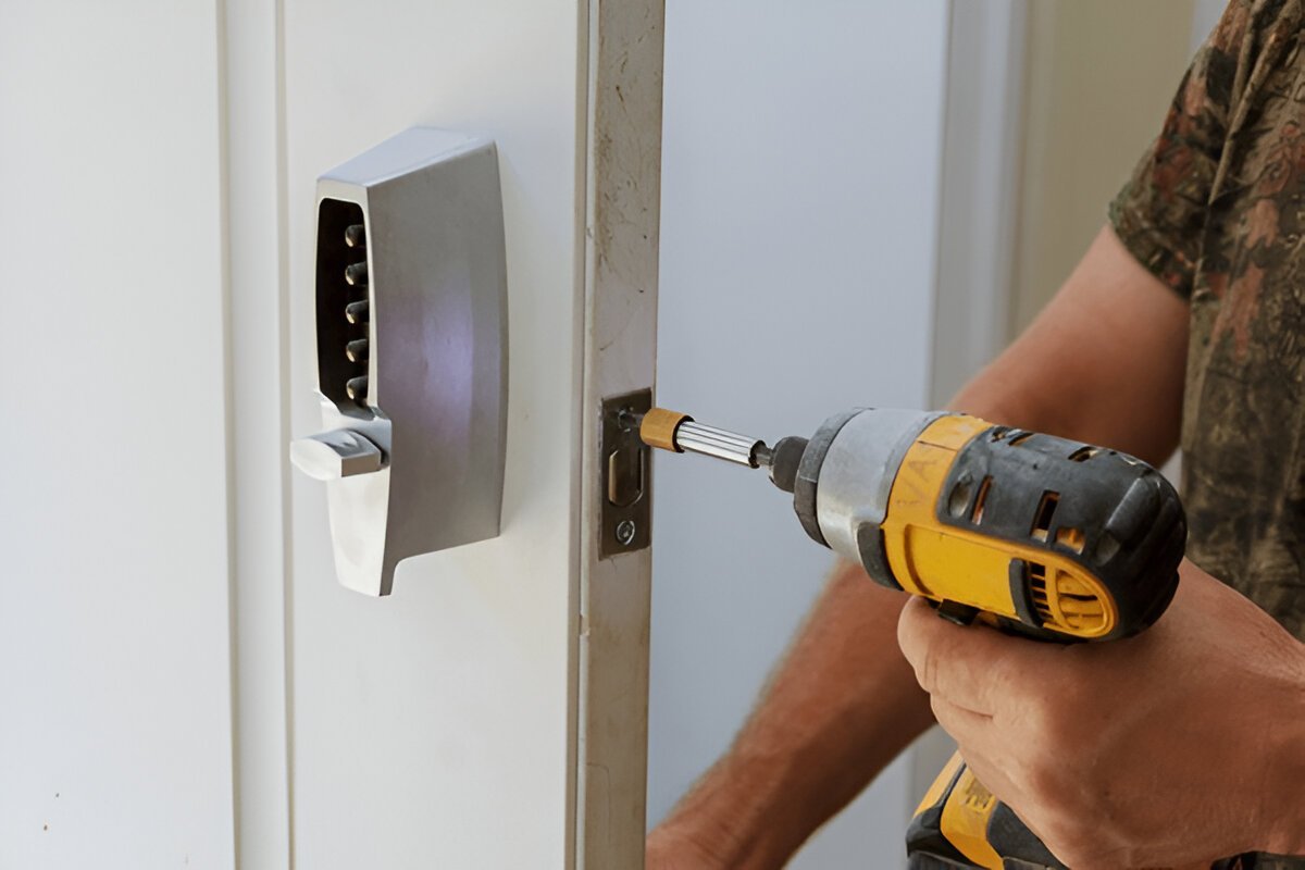 Emergency Locksmith | Fast 24/7 Lockout Assistance