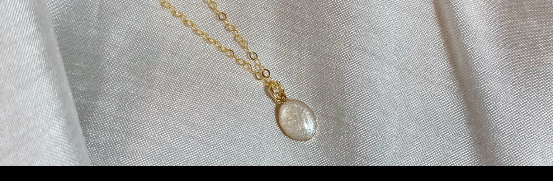 Petals and Keepsakes Cover Image