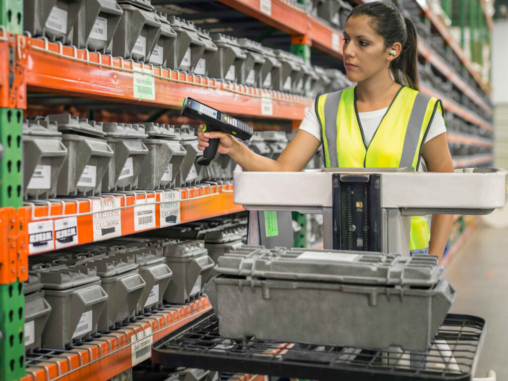 Why Edge Computing Matters in Modern Warehouses? - Sooper Articles